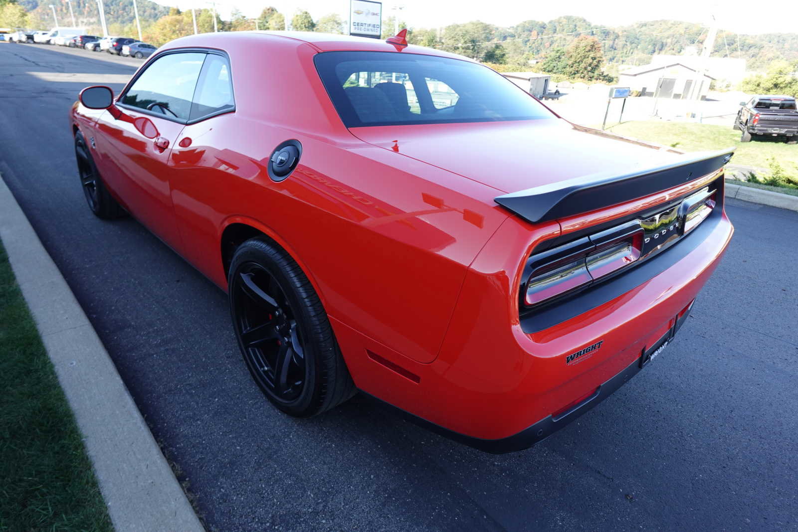 Used 2022 Dodge Challenger SRT Hellcat RWD image 5