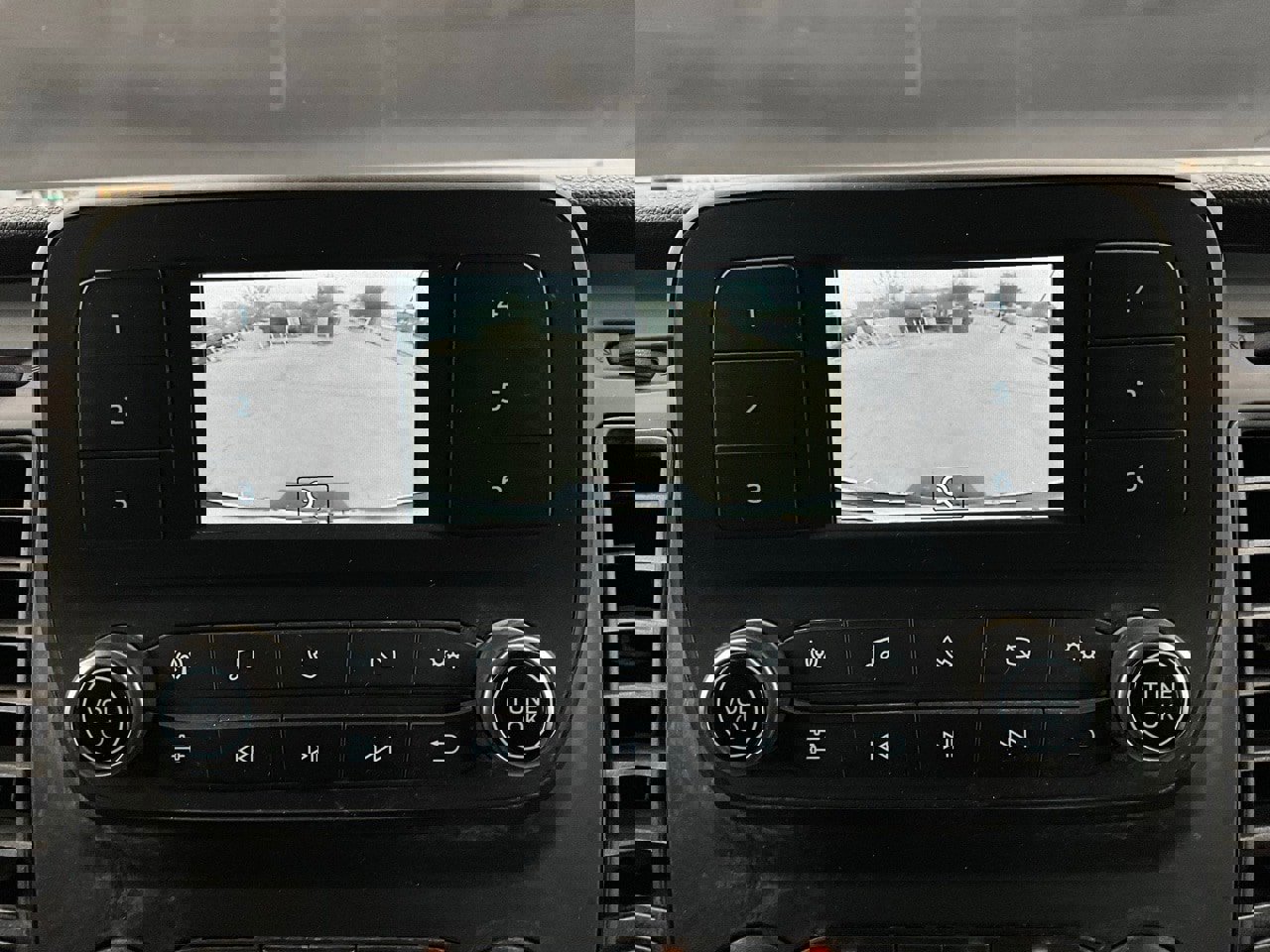 Used 2022 Ford Transit 350 DRW image 23