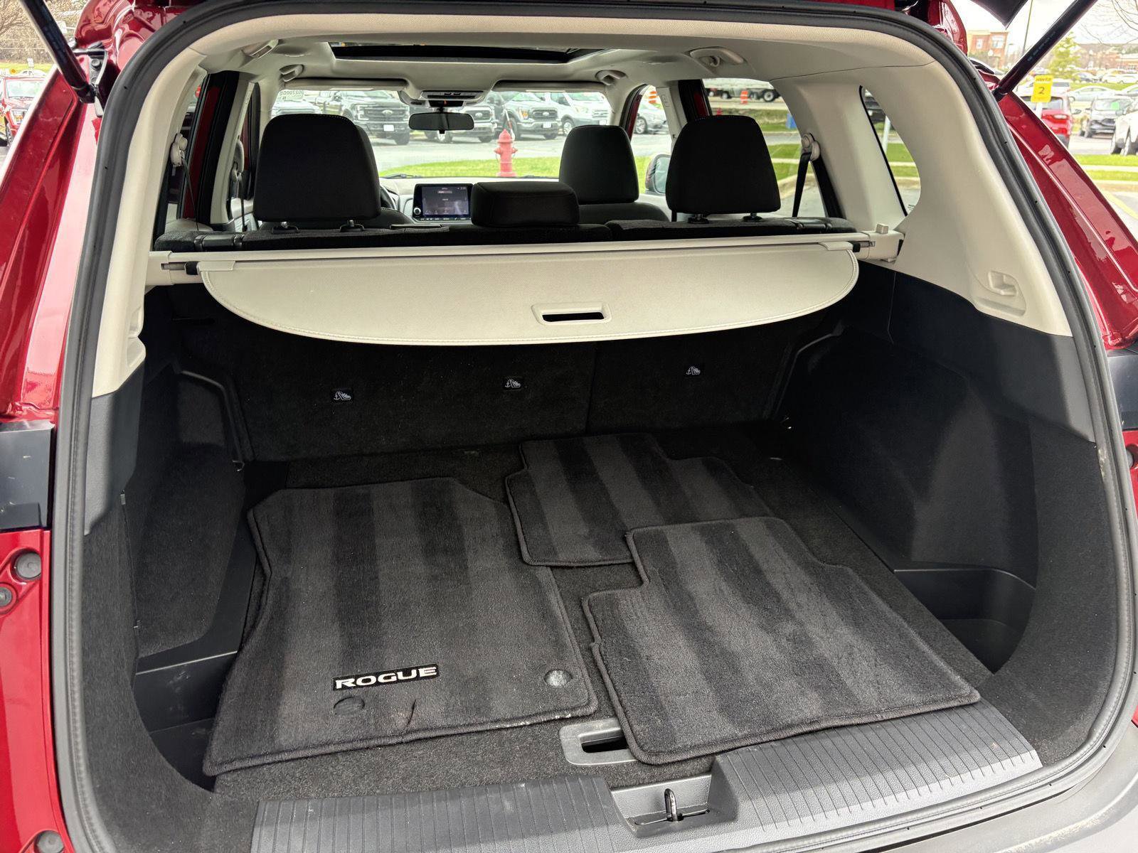 Used 2021 Nissan Rogue SV image 20