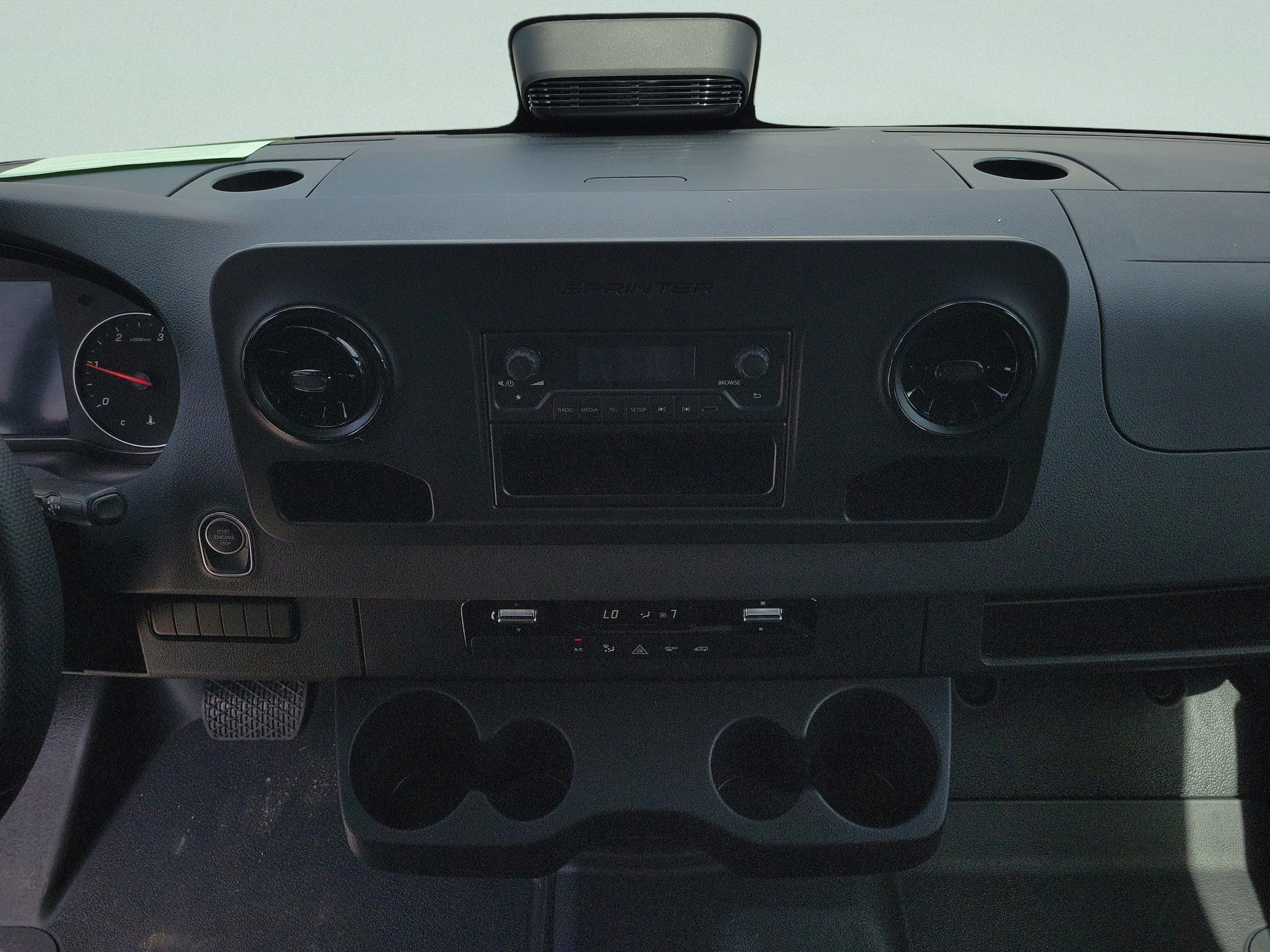 New 2025 Mercedes-Benz Sprinter 2500 image 8
