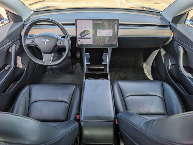 Used 2019 Tesla Model 3 RWD image 9