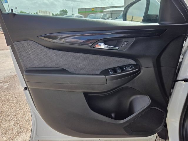 Used 2025 Chevrolet TrailBlazer LT AWD/4WD image 13