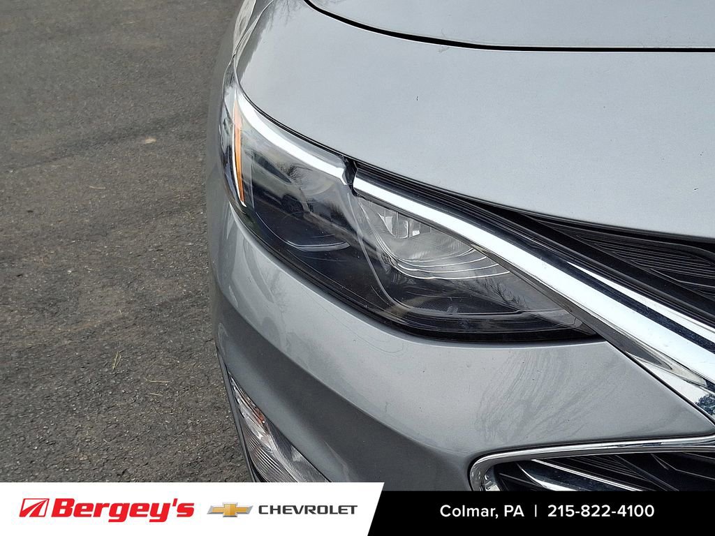 Used 2023 Chevrolet Malibu LT image 11