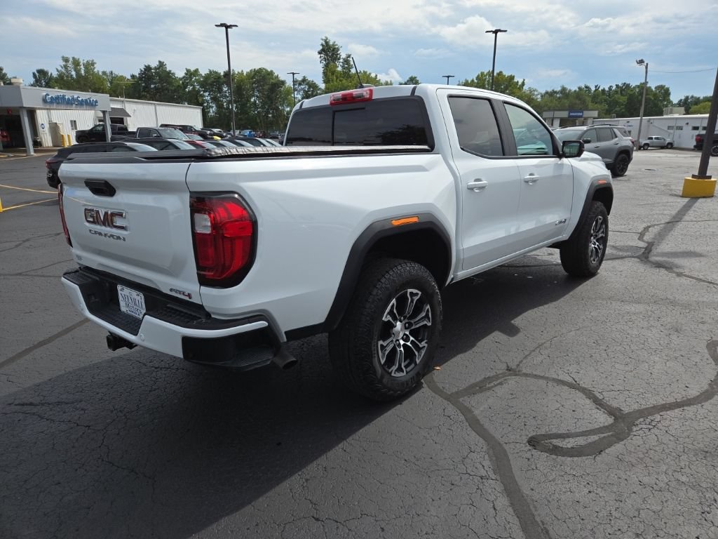 Certified 2023 GMC Canyon AT4 w/ AT4 Premium Package AWD/4WD image 3