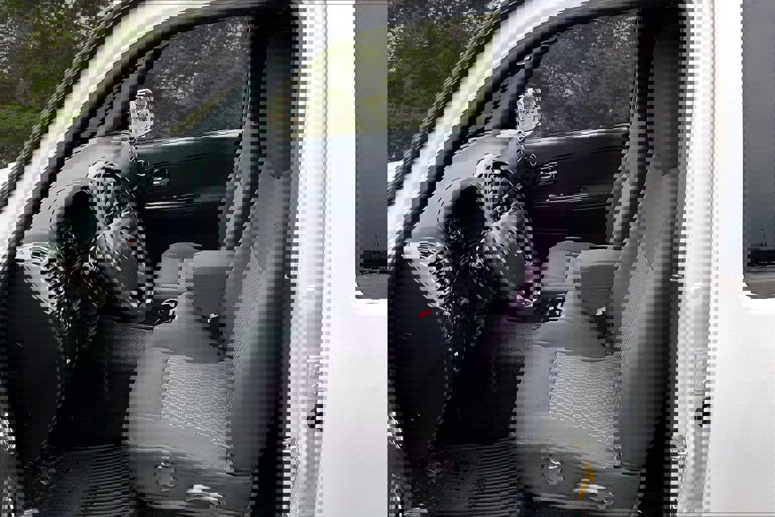 Used 2012 Chevrolet Colorado LT image 18