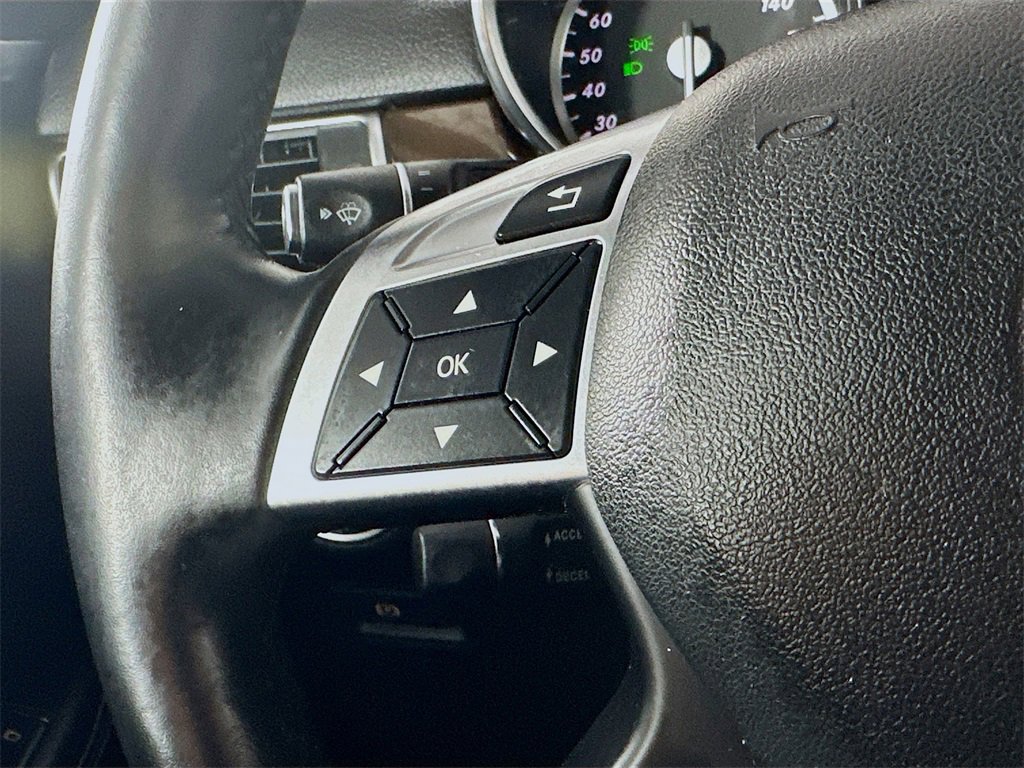 Used 2015 Mercedes-Benz ML 350 4MATIC image 25