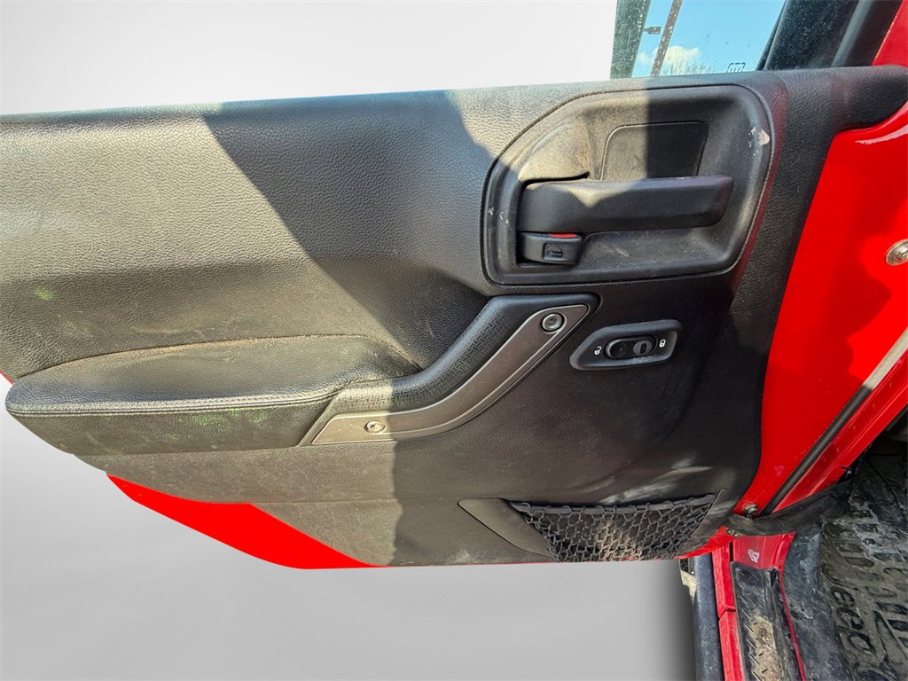 Certified 2016 Jeep Wrangler Unlimited Sport image 17