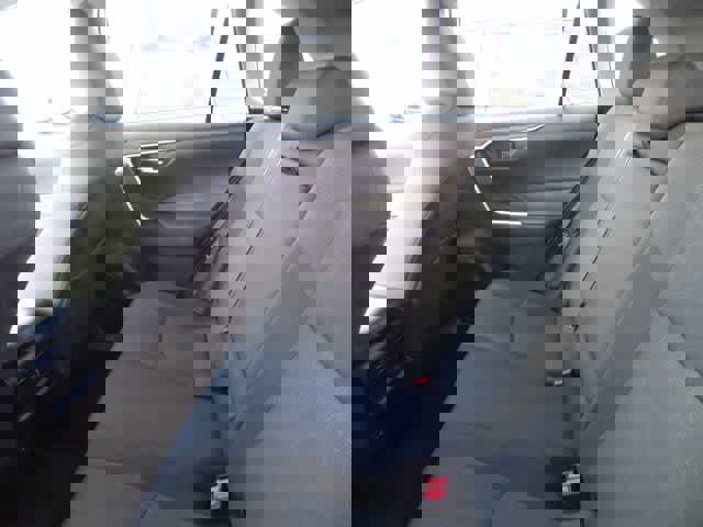 Used 2025 Toyota RAV4 XLE image 10