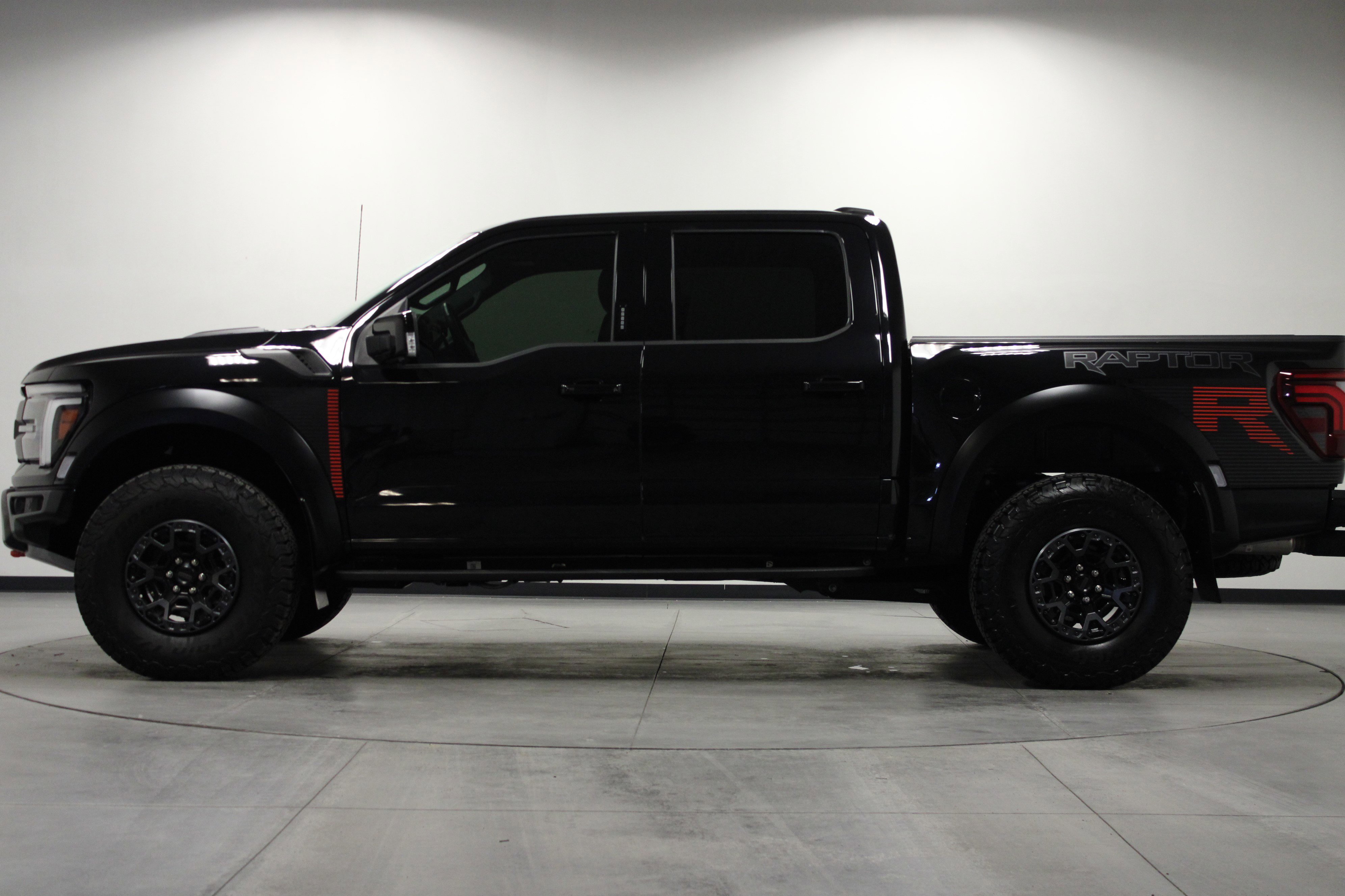 Used 2024 Ford F150 Raptor w/ Equipment Group 803A Raptor R image 7