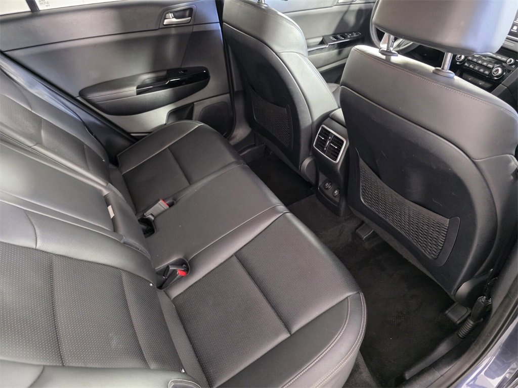 Used 2020 Kia Sportage EX image 28