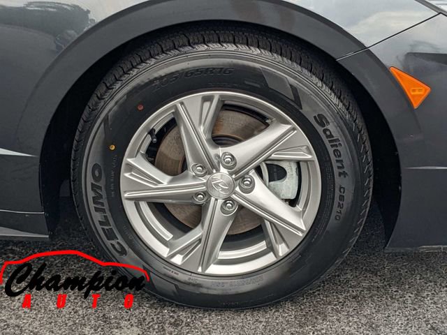 Used 2023 Hyundai Sonata SE image 12