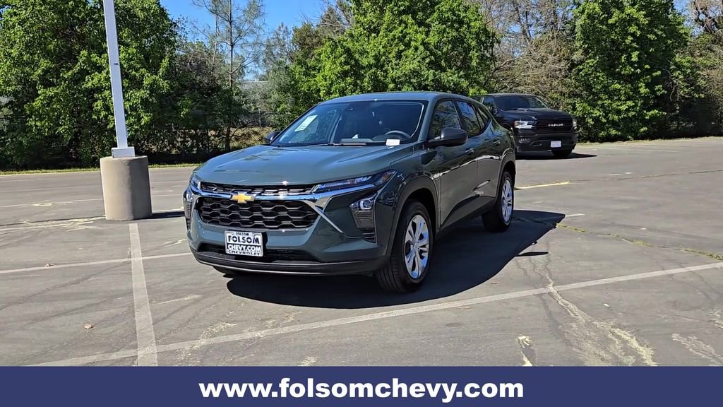 New 2026 Chevrolet Trax LS w/ Driver Confidence Package image 5