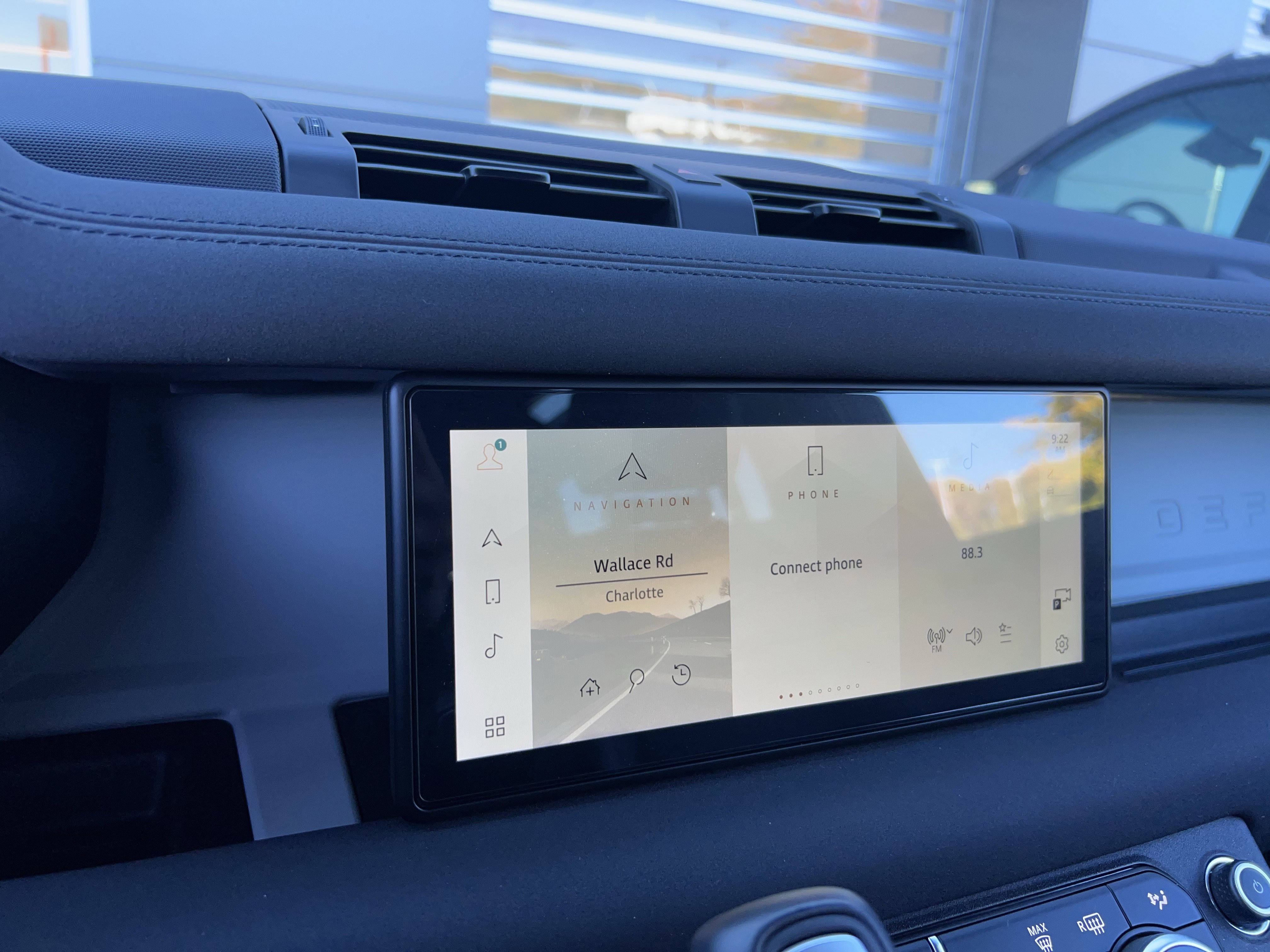 Certified 2023 Land Rover Defender 90 S image 25