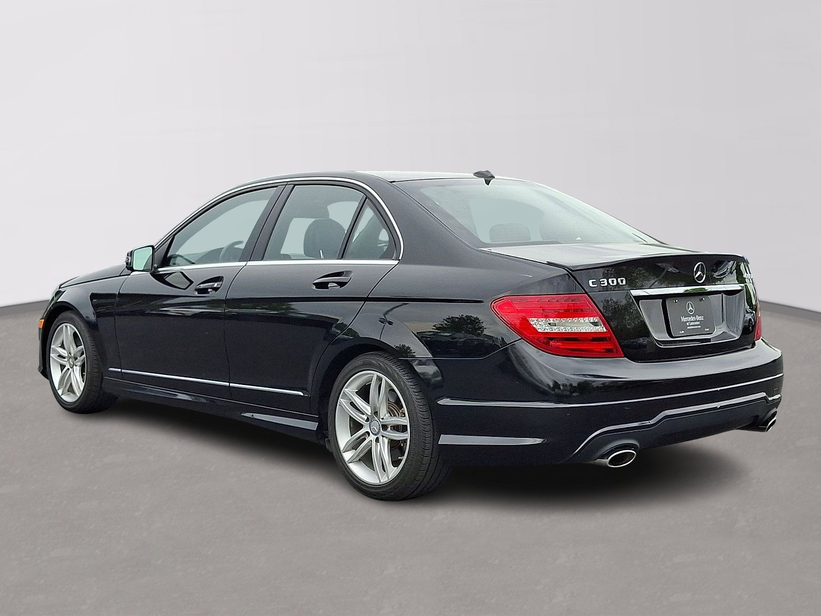 Used 2014 Mercedes-Benz C 300 4MATIC Sedan image 6