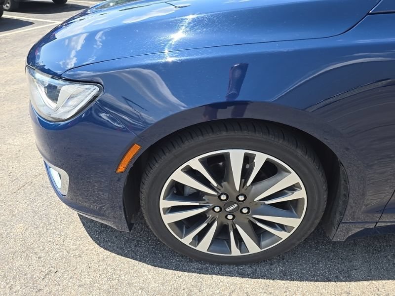 Used 2018 Lincoln MKZ Reserve w/ Climate Package FWD image 9