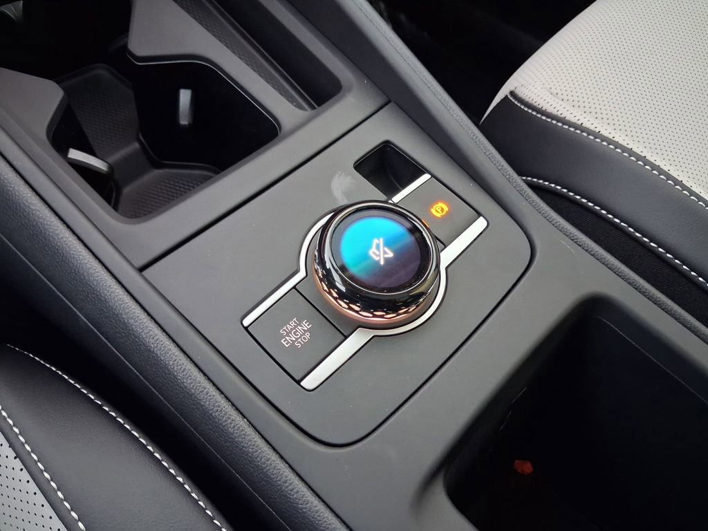 New 2026 Volkswagen Tiguan SE image 10