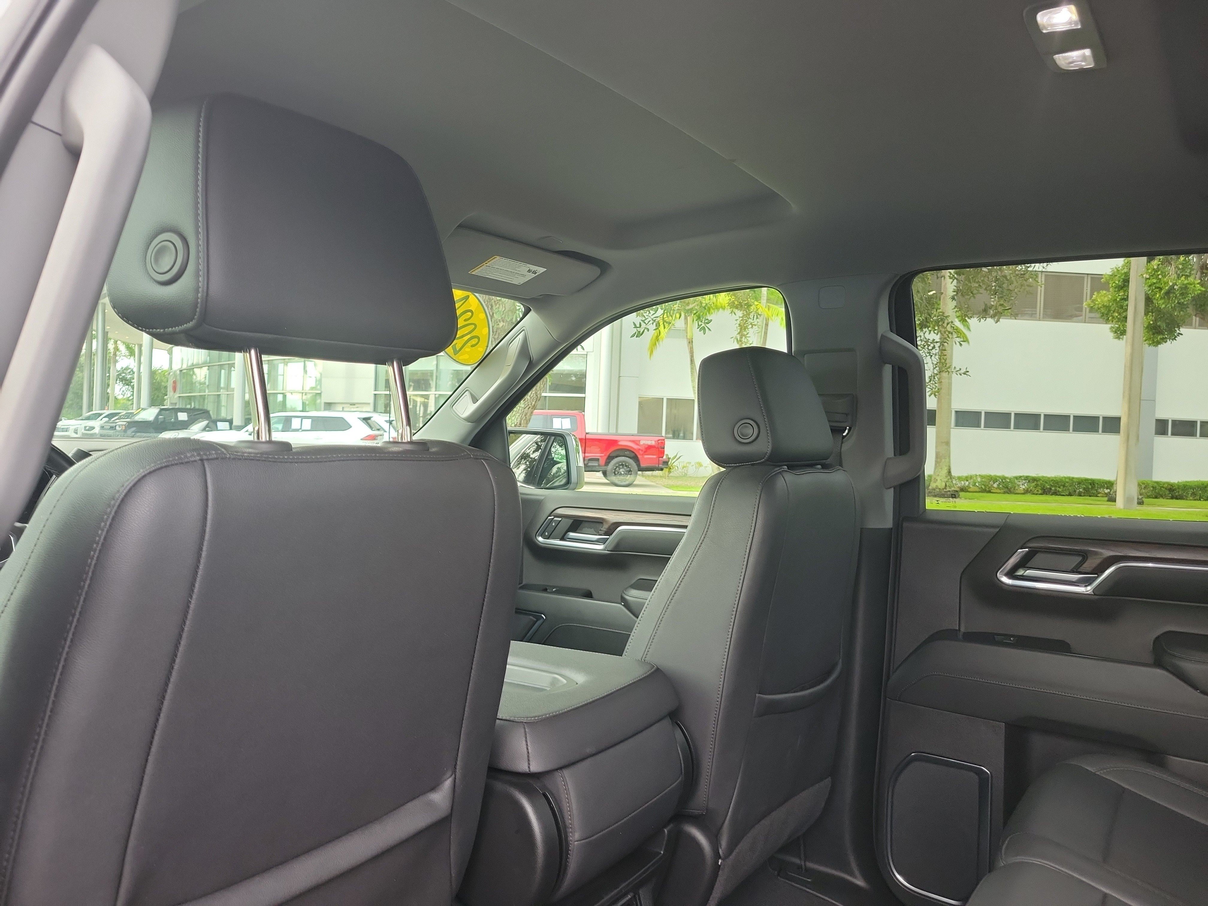 Used 2024 GMC Sierra 1500 SLT AWD/4WD image 15