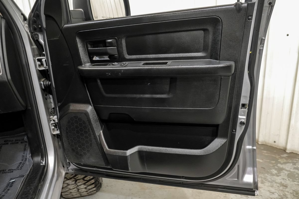 Used 2021 RAM 1500 Tradesman w/ Chrome Plus Package RWD image 42