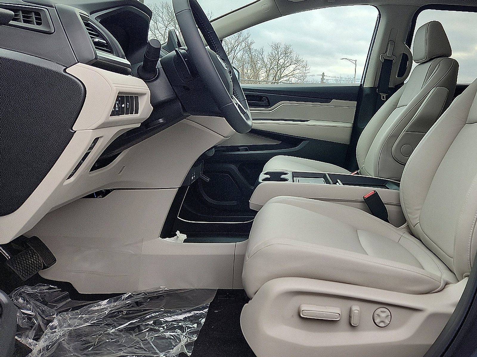 New 2026 Honda Odyssey EX-L image 9