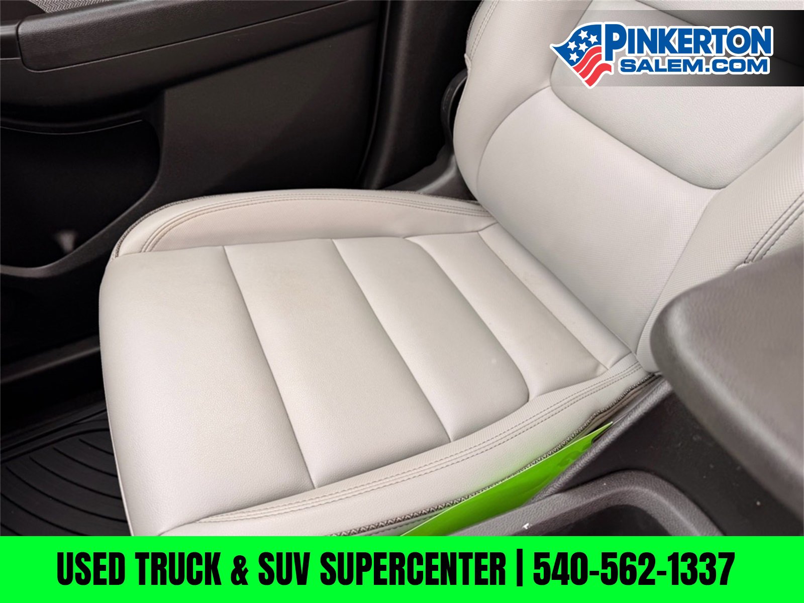 Used 2021 Chevrolet TrailBlazer LT w/ Sun and Liftgate Package image 22