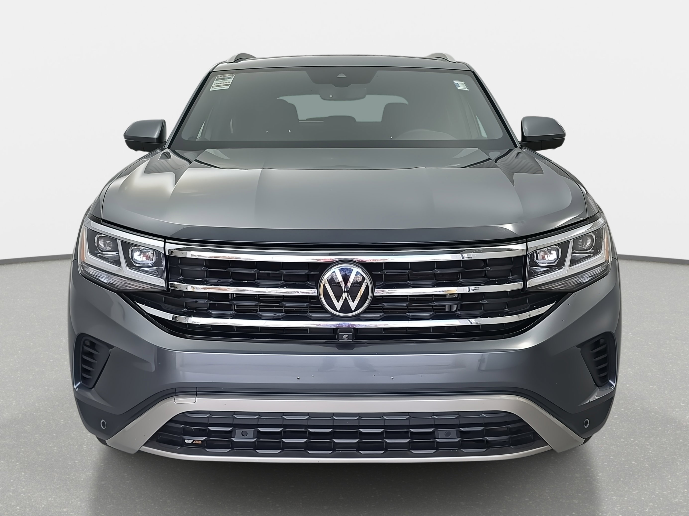 Used 2021 Volkswagen Atlas Cross Sport SEL Premium image 2