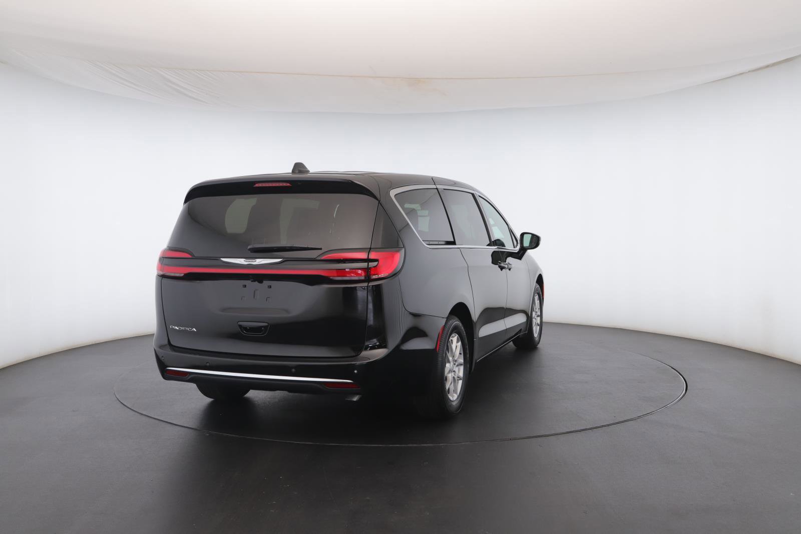 New 2026 Chrysler Pacifica Select image 26