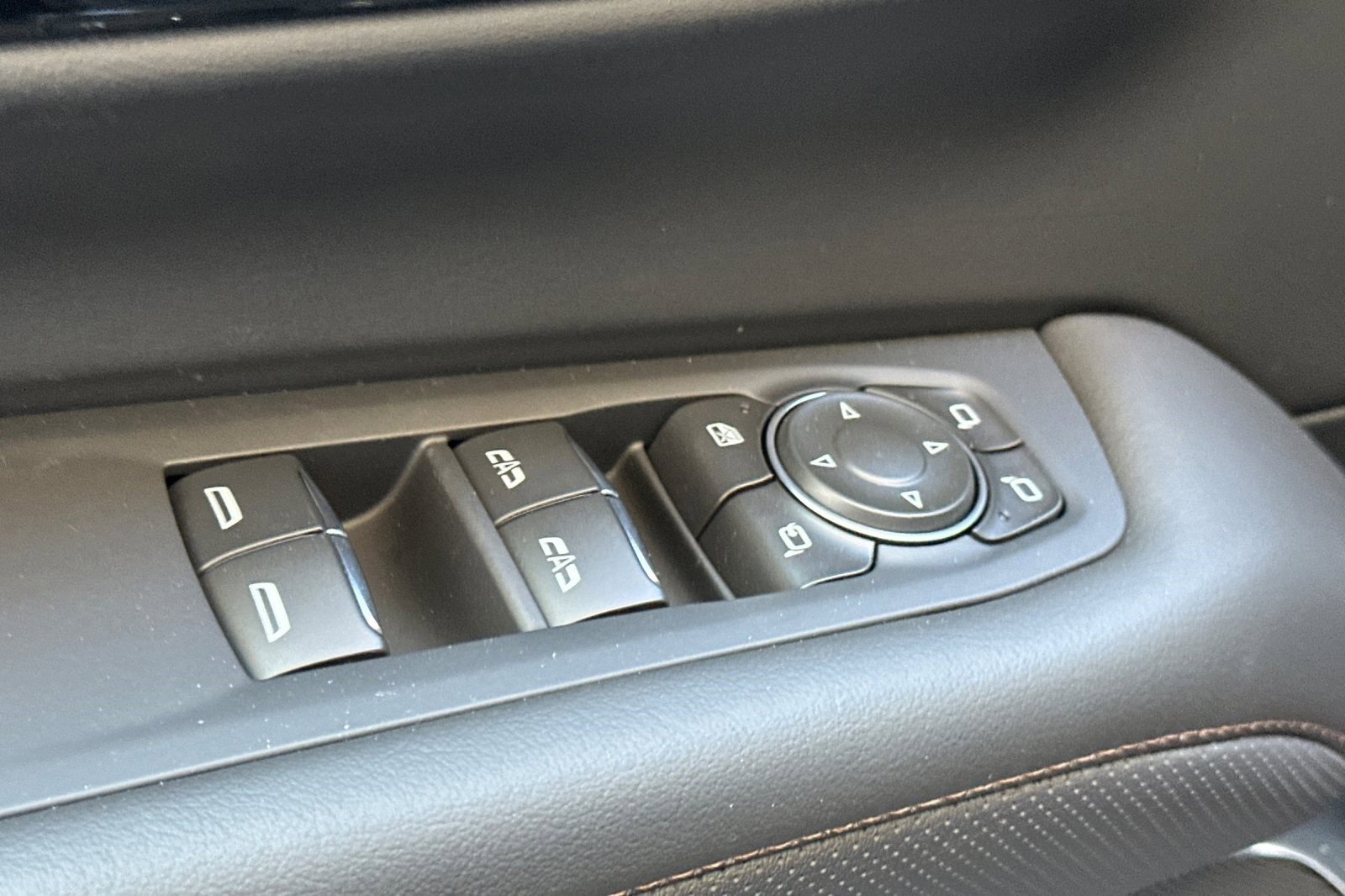 New 2025 Chevrolet Suburban High Country image 12