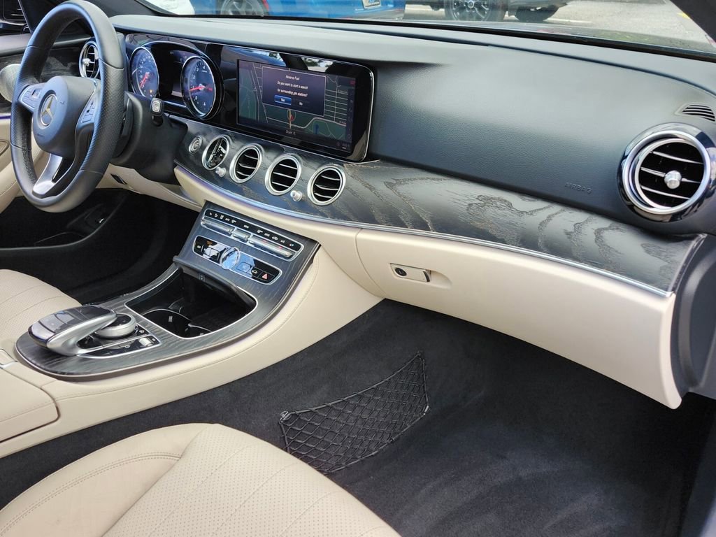 Used 2018 Mercedes-Benz E 300 image 12