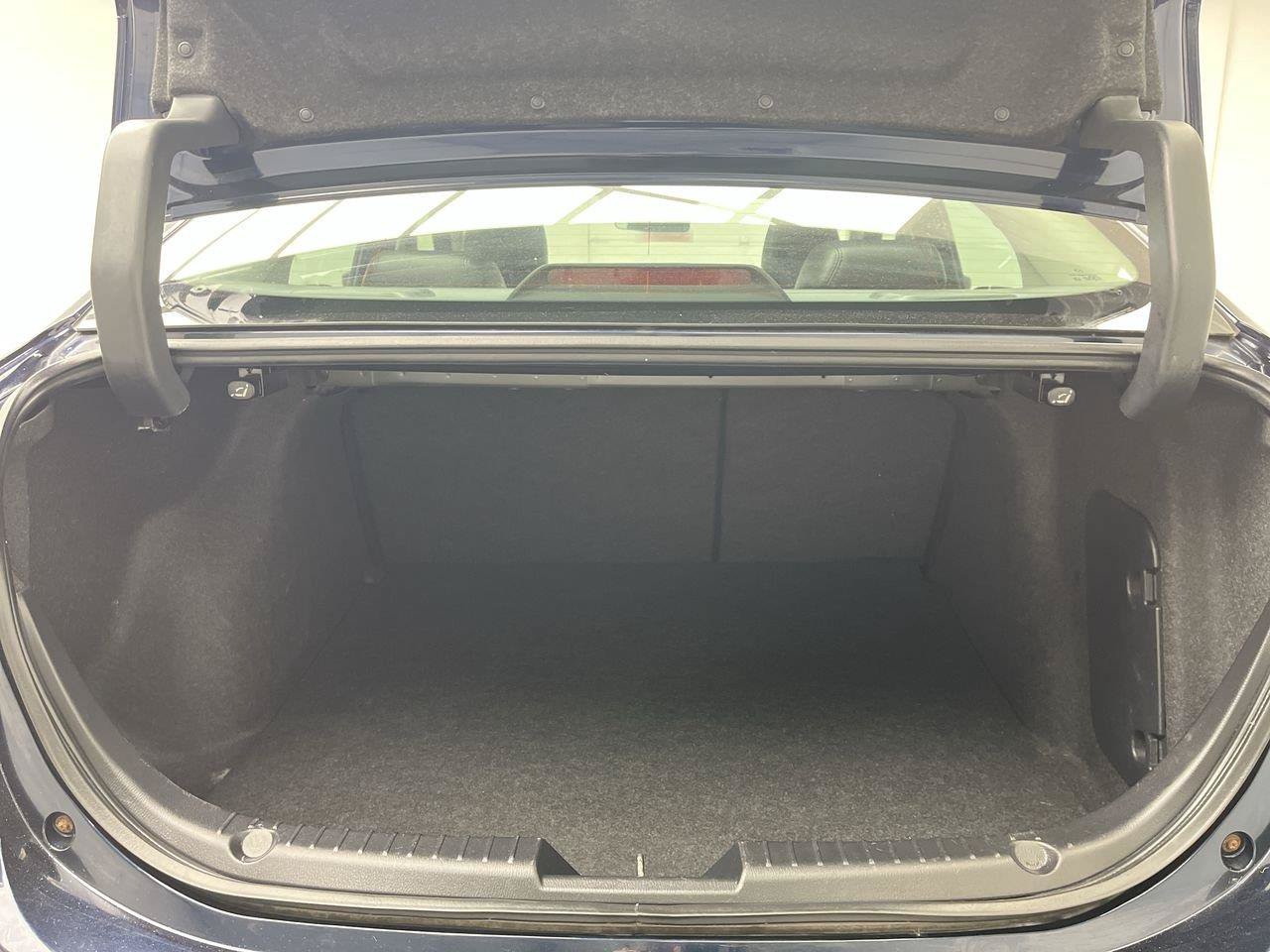 Used 2018 MAZDA MAZDA3 Touring FWD image 26