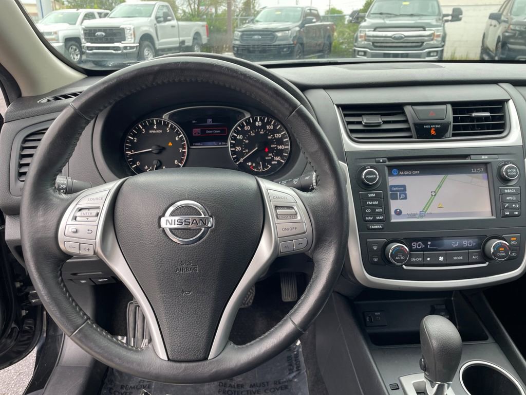 Used 2016 Nissan Altima 2.5 SV w/ Convenience Package FWD image 17