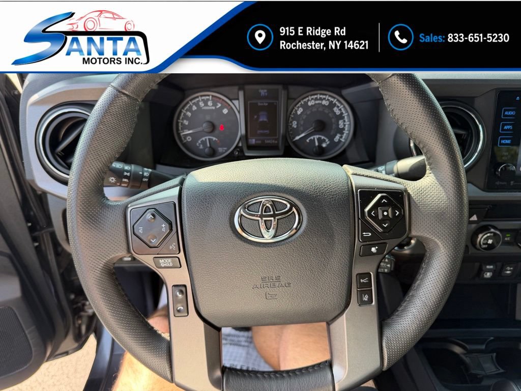 Used 2018 Toyota Tacoma TRD Sport AWD/4WD image 7