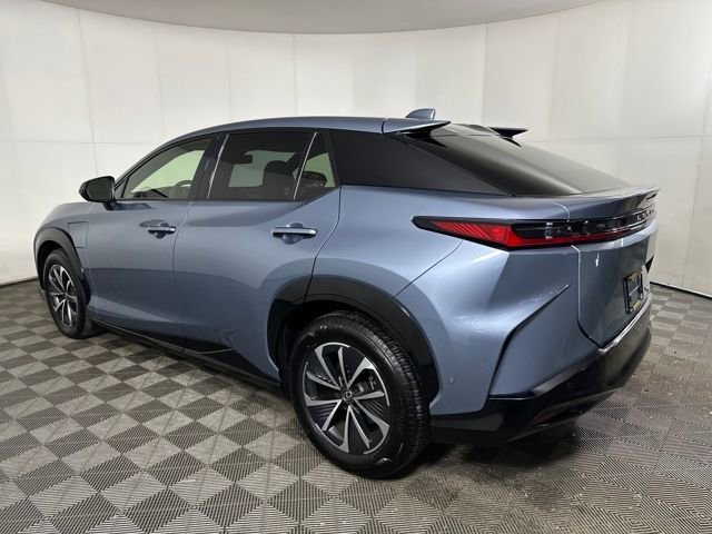 Used 2023 Lexus RZ 450e Premium image 5