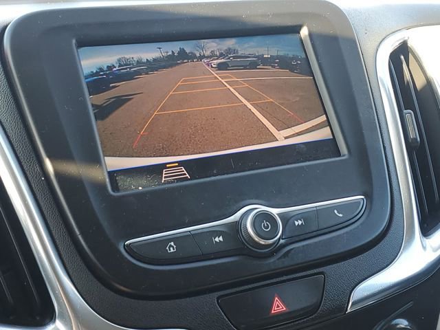 Used 2020 Chevrolet Equinox LS w/ LS Convenience Package image 18