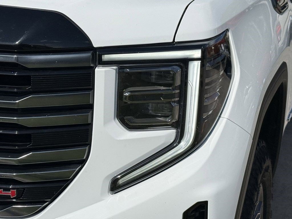 Used 2025 GMC Sierra 1500 AT4 AWD/4WD image 11