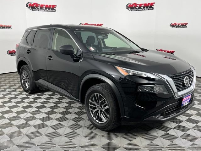 Used 2021 Nissan Rogue S AWD/4WD image 2
