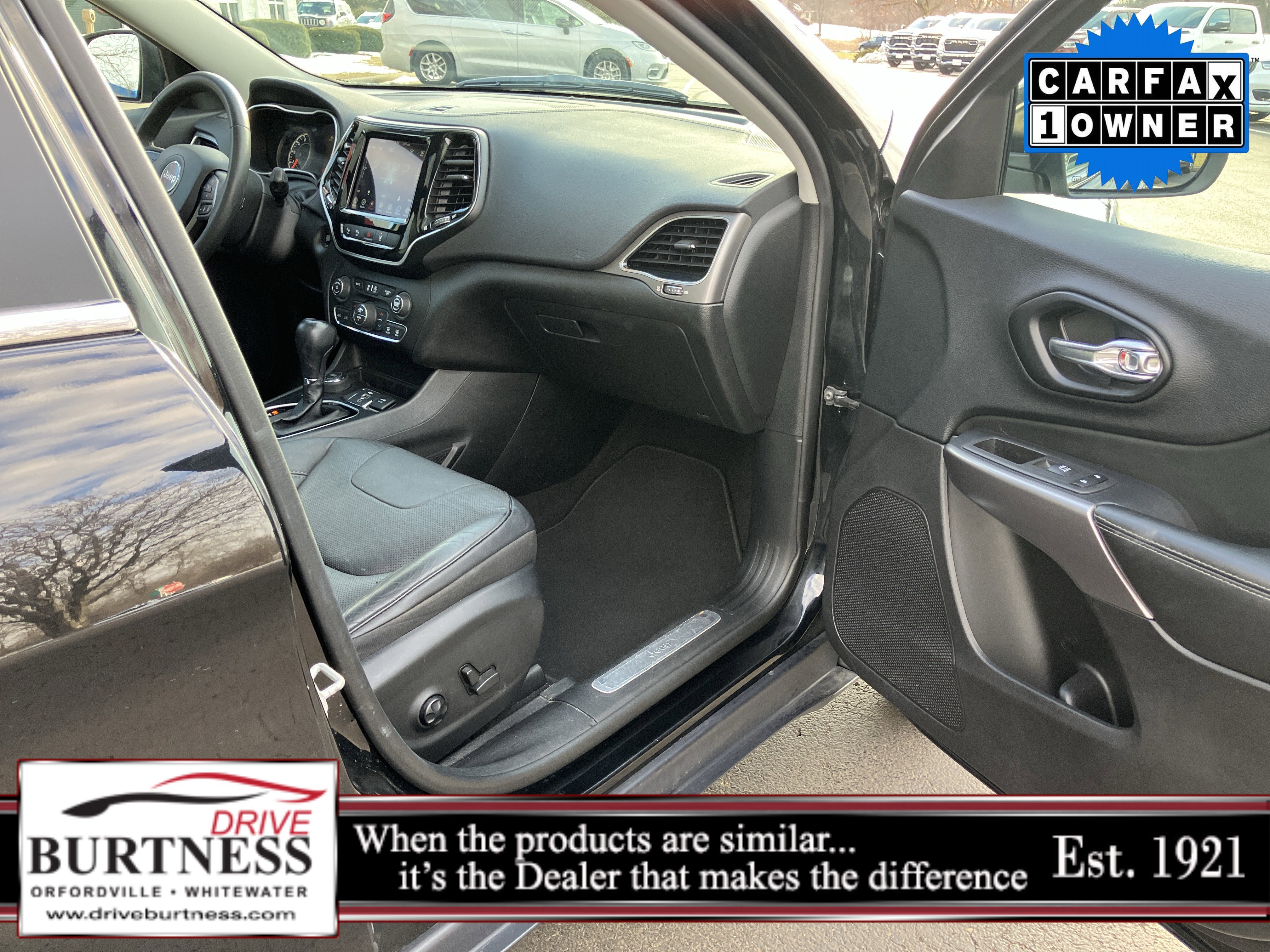 Used 2021 Jeep Cherokee Limited image 9