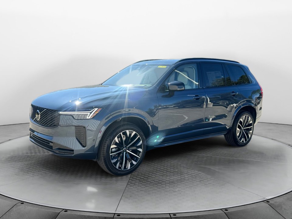 New 2026 Volvo XC90 B6 Ultra w/ Protection Package Premier image 3