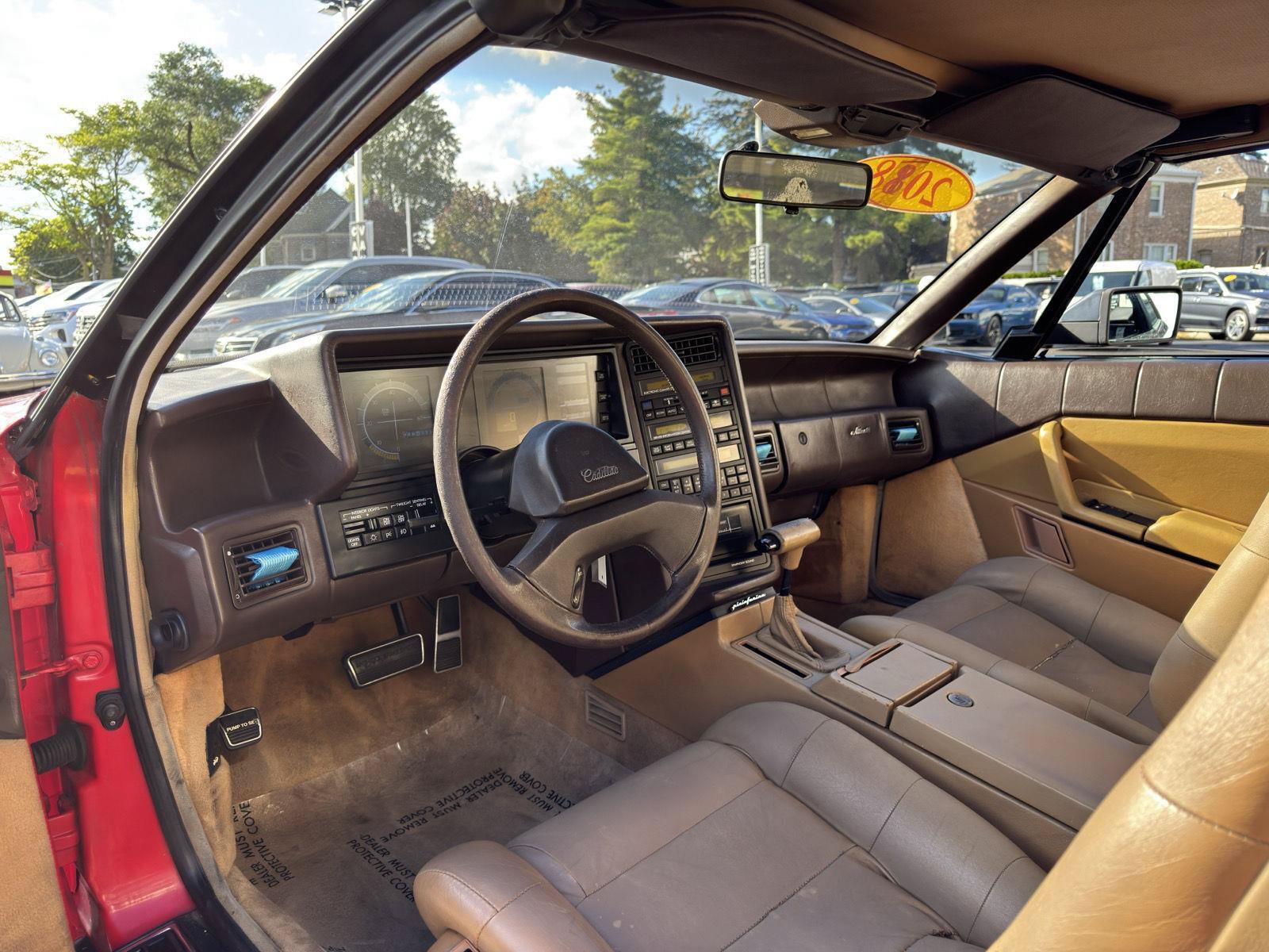 Used 1988 Cadillac Allante FWD image 17