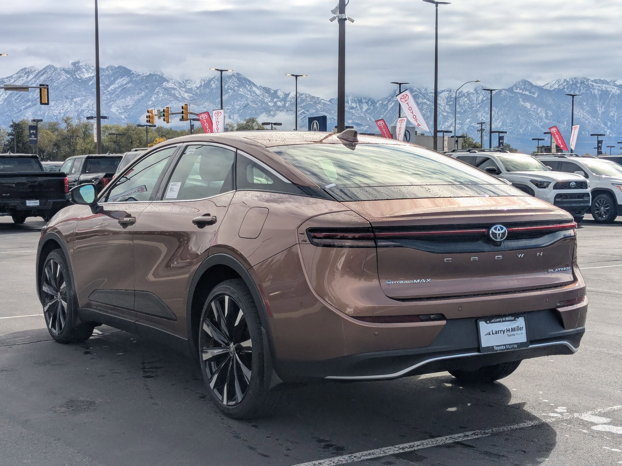 New 2026 Toyota Crown Platinum image 3