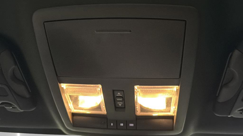 Used 2023 Dodge Challenger GT image 23