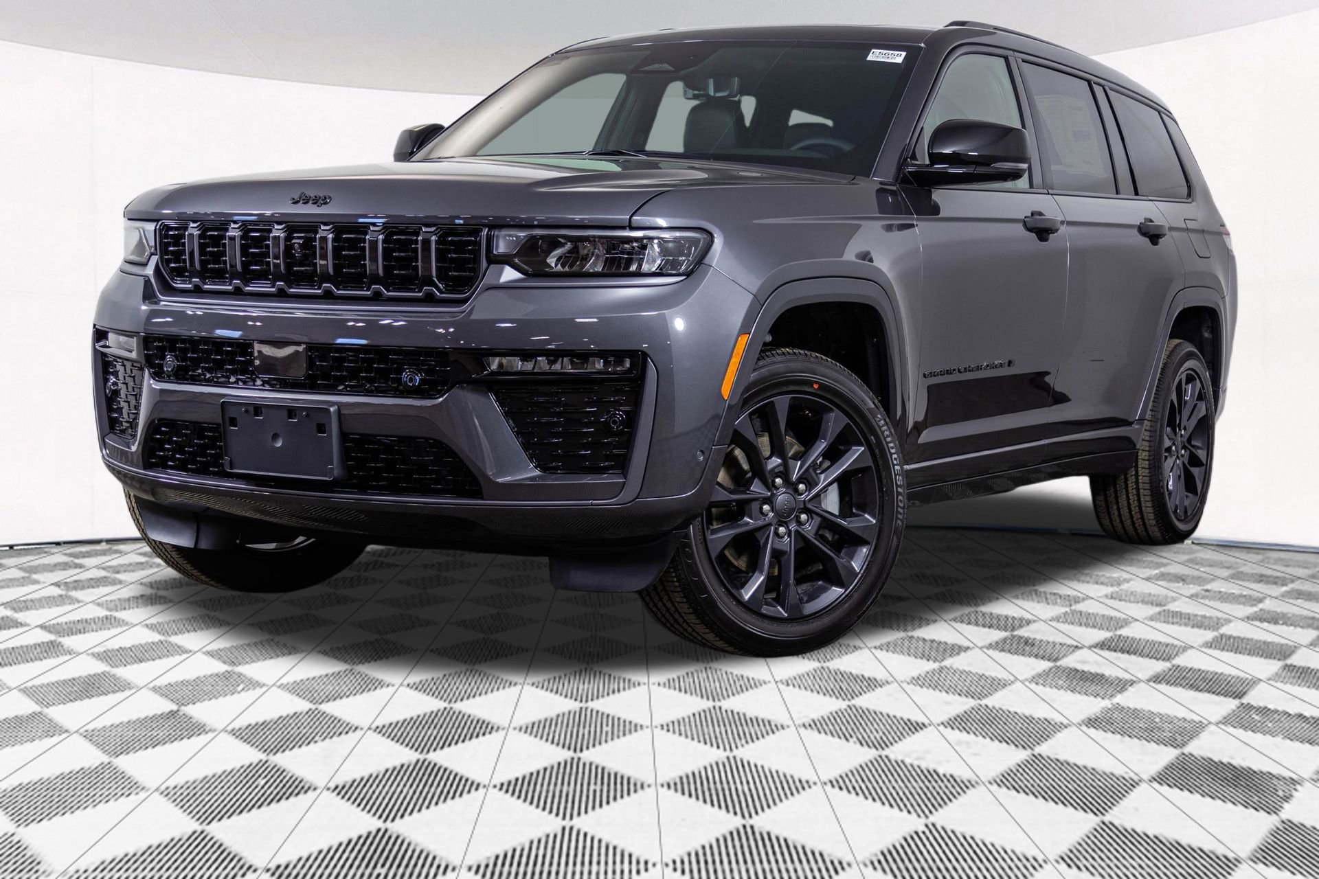 New 2026 Jeep Grand Cherokee L Limited image 2
