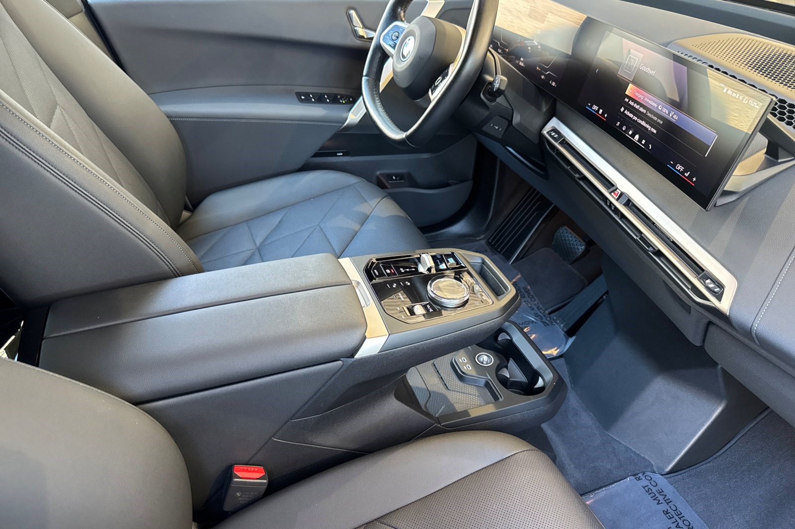 Used 2024 BMW iX xDrive50 w/ Sport Package AWD/4WD image 20