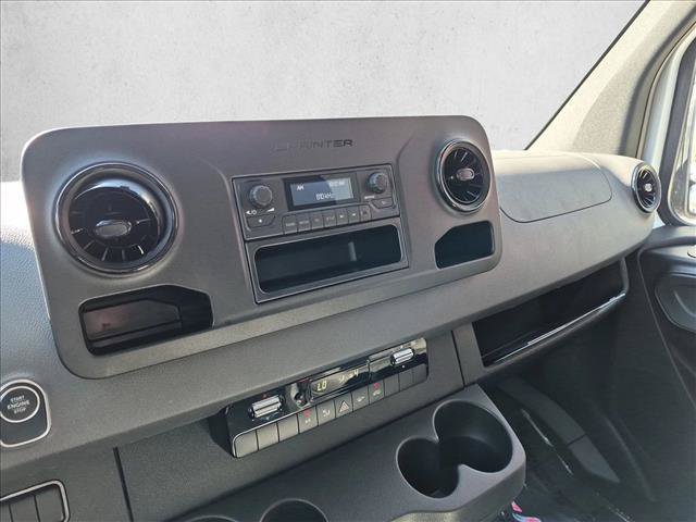 Used 2025 Mercedes-Benz Sprinter 2500 image 14