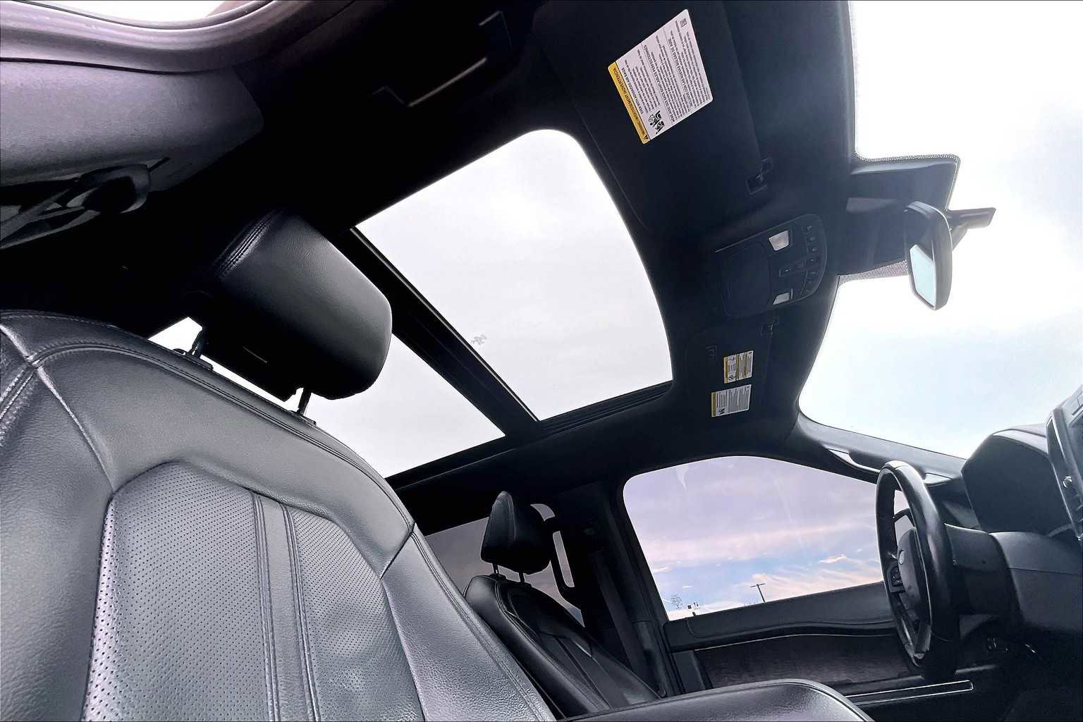 Used 2021 Ford Expedition Max Limited image 14