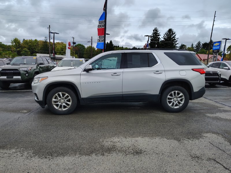 Used 2020 Chevrolet Traverse LT FWD image 7