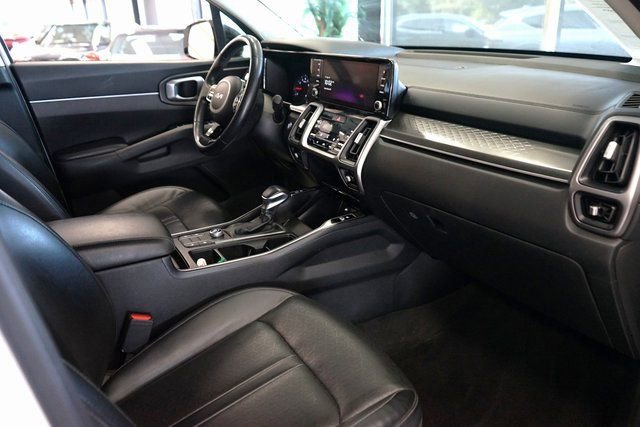 Used 2022 Kia Sorento S image 43