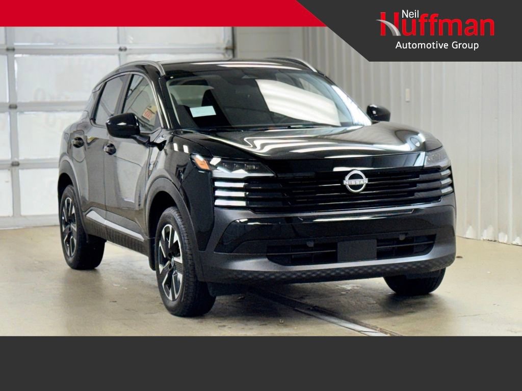 Used 2026 Nissan Kicks SV AWD/4WD image 1