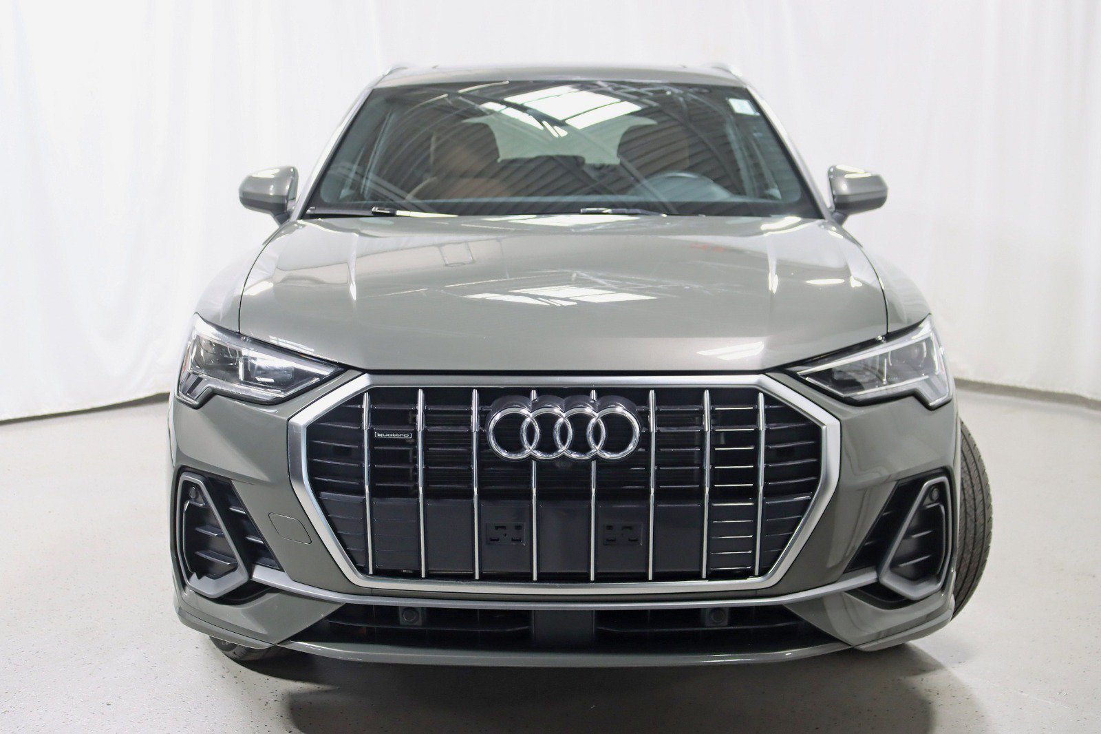Used 2023 Audi Q3 2.0T Premium Plus AWD/4WD image 8