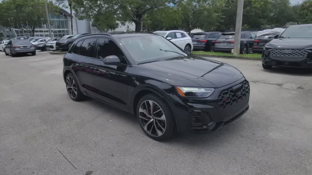 Certified 2023 Audi SQ5 Premium Plus w/ Premium Plus Package AWD/4WD image 3