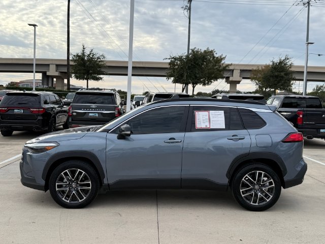 Used 2026 Toyota Corolla Cross XLE w/ Convenience Package FWD image 8